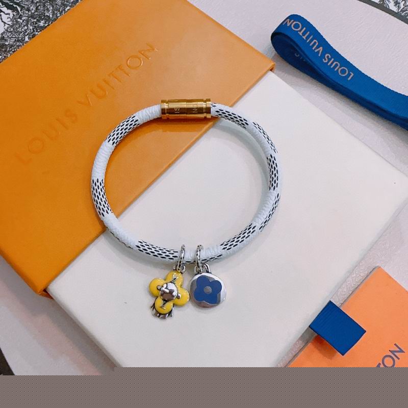 LV Bracelet 11yxx82
